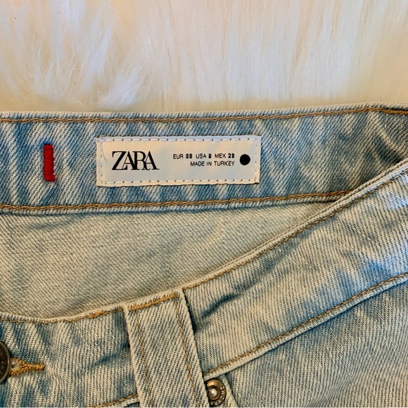 *SOLD* Zara Cropped Mid Rise Barrel Leg Jeans - Picture 10 of 11